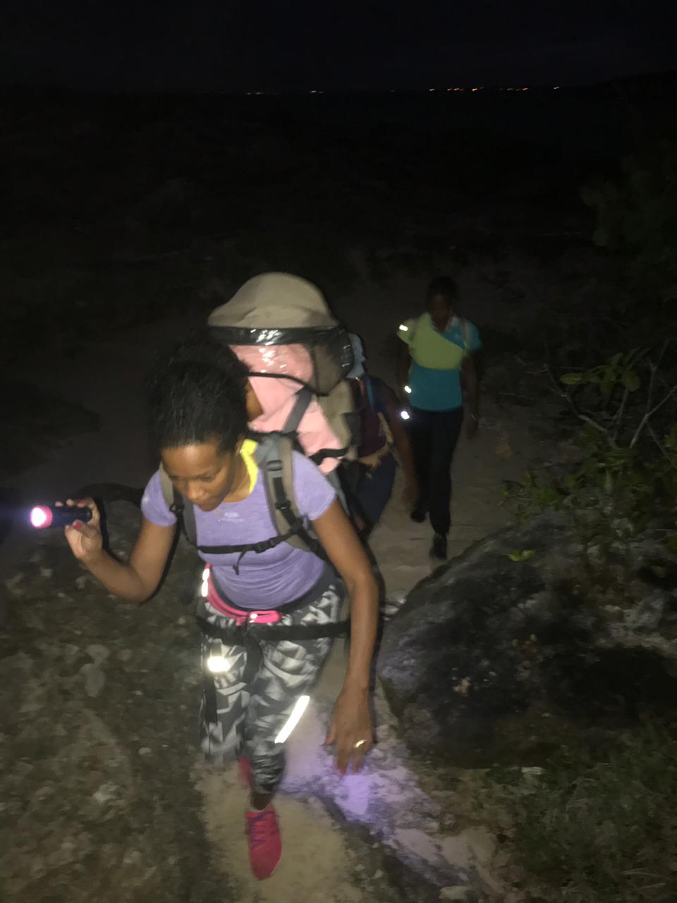 Saint – François: La Guadeloupe s’émerveille à La Pointe des Châteaux avec le lever du soleil